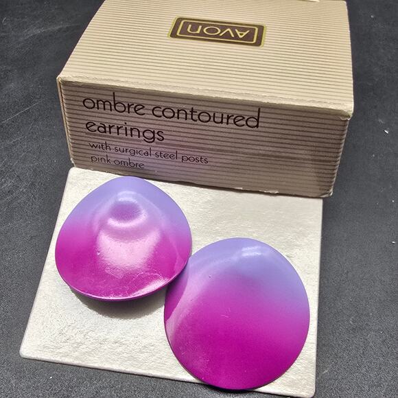 Avon Hombre Contoured Purple Earrings In Box Pink 1980s Vintage Jewelry - Picture 1 of 9